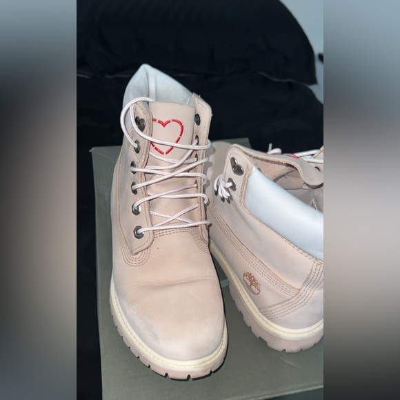 Heart timberlands - Picture 1 of 2